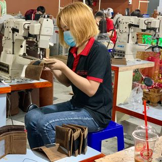 Tuyển CTV ví và dây lưng da bò và cá sấu