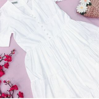 ĐẦM ĐÍNH NGỌC TRẮNG