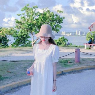 ĐẦM BABYDOLL TRẮNG CỔ VUÔNG VIỀN REN