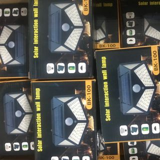 Đèn năng lượng mặt trời 100 led