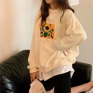 Áo sweater hoa mặt trời form chuẩn