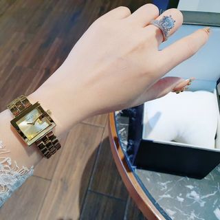 ĐỒNG HỒ GUCCl VUÔNG NEW 2021
