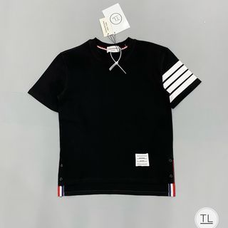 Phông Thom Brown huyền thoại.
