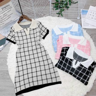 Đầm len kẻ sọc. Mẫu hot về thêm Đầm len kẻ sọc cưng qá , chất len tăm dày đẹp á . Lên form tôn dáng sáng da
