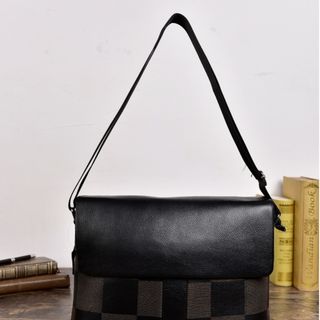 thanh lý lượng hàng lớn giá rẻ