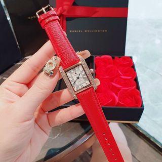 ĐỒNG HỒ WWOOR DA NỮ XINH