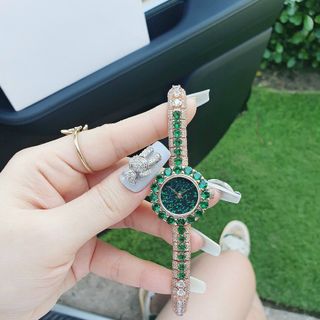 ĐỒNG HỒ GUCCl ĐÍNH ĐÁ SIÊU SANG