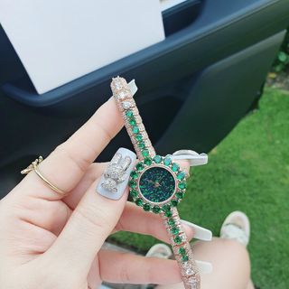 ĐỒNG HỒ GUCCl ĐÍNH ĐÁ SIÊU SANG