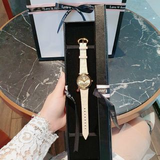 ĐỒNG HỒ VIVIENNE DA NỮ CAO CẤP HOT