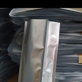 Túi 4 biên mờ size 11*24.5cm đựng 250gr cà phê