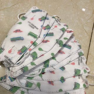 Khẩu trang KF94 em bé đủ mẫu