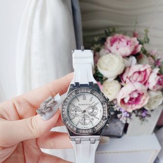 ĐỒNG HỒ AUDERMARS PIGUET TRUNG CẤP NỮ HOT