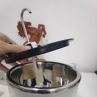 Máy Rót Rượu Thông Minh