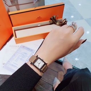 ĐỒNG HỒ HERRMES MINI NỮ CAO CẤP VIỀN TRƠN