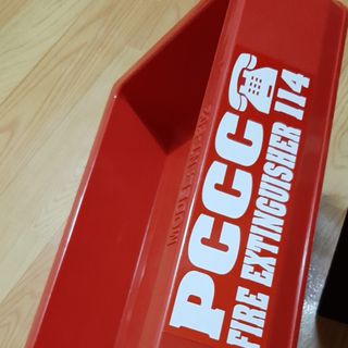 Kệ nhựa đôi đựng 2 bình chữa cháy ( hình thật bao đẹp)