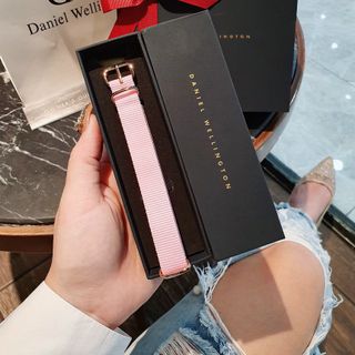 DÂY ĐỒNG HỒ D W CAO CẤP