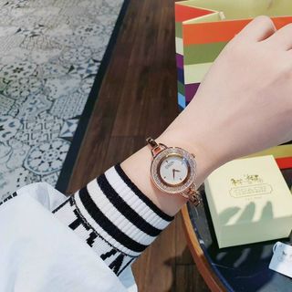 ĐỒNG HỒ COACH KIỀNG VIỀN HỘT XINH