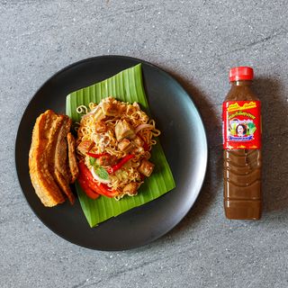 Mắm Thái Lan Trộn Gỏi Đu Đủ Somtum Ba Khía Chua Cay 400ml- Nước sốt làm nộm đu đủ Maebunlam ส้มตำไทย