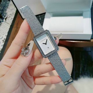 ĐỒNG HỒ THỜI TRANG NỮ 2K5 SIÊU XINH