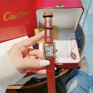 ĐỒNG HỒ CARTlER NỮ DA XlNH XINH