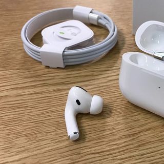 Tai Nghe Airpods Pro Jerry 6973 Định Vị Đổi Tên, Sạc Không Dây