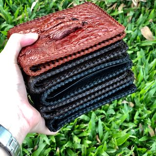 Ví cá sấu đan viền