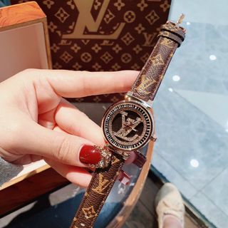 ĐỒNG HỒ L V NỮ DA MẶT XOAY XINH XINH