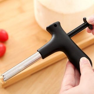 Dụng cụ khui dừa siêu nhanh