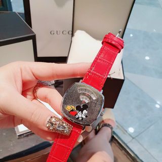 ĐỒNG HỒ GUCCl DA NỮ MICKEY SALE SỐC