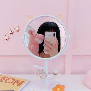 Gương trang điểm để bàn tai mèo có móc treo phụ kiện