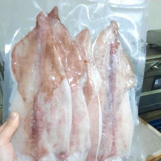 Mực một nắng Trọng Hiếu size 3 con