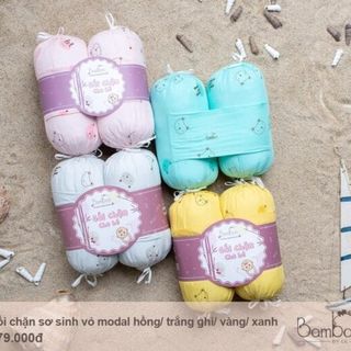 Gối chặn Little Love cho bé vỏ Modal - Màu vàng giá sỉ