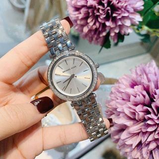 ĐỒNG HỒ MlCHAEL KORS NỮ VIỀN ĐÁ VUÔNG CAO CẤP