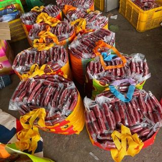 Lạp xưởng tươi cái lậy