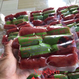 Lạp xưởng tươi cái lậy