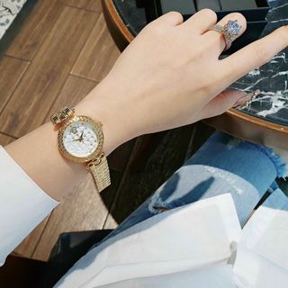 ĐỒNG HỒ VERRSACE XINH XINH NỮ