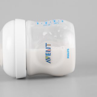 SET 2 Bình sữa Philips Avent Natural 125ml bằng nhựa, không có BPA