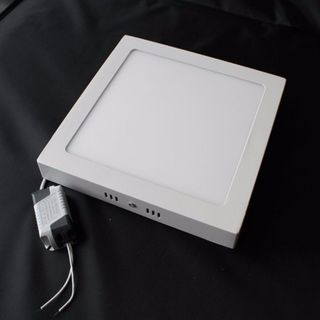 Đèn LED downlight ốp trần nổi ánh sáng trắng công suất 18W bóng vuông(cho ban công...) giá sỉ