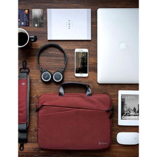 Túi Xách TOMTOC (USA) Messenger bags Macbook 13″ DARK RED giá sỉ