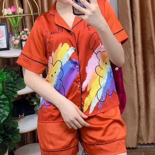 Pijama Satin đổ bộ nữ mặc nhà
