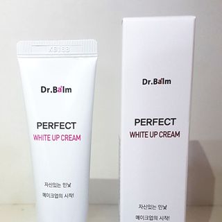 Kem dưỡng ẩm làm trắng da Dr.Balm Perfect White Up Cream 30g