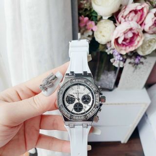 ĐỒNG HỒ AUDERMARS PIGUET NỮ XINH XINH
