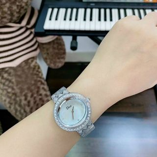 ĐỒNG HỒ DlOR NỮ VIỀN HỘT XINH