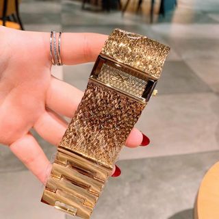 ĐÒNG HỒ GUEESS BẢNG NỮ SỢI XINH XINH