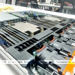 DELL R630 8 x 2.5"