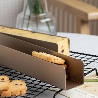 Khuôn ép bánh quy chất liệu thép cacbon