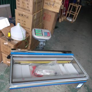 Máy hút chân không cn dạng đứng dz660