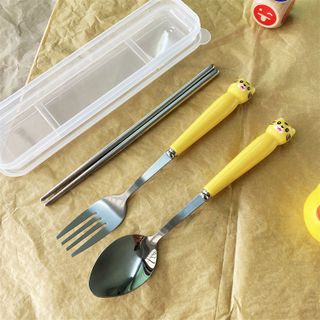 Bộ đũa muỗng 3 món tay cầm hoạt hình hộp nhựa ( HÀNG TẬN XƯỞNG )