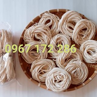 BÁNH CANH BỘT MÌ HUẾ( MÌ VẮT HUẾ)