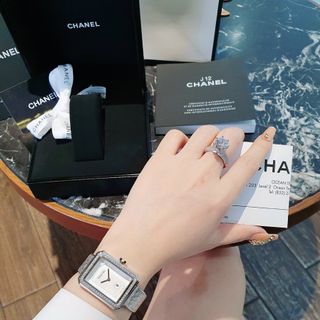 ĐỒNG HỒ THỜI TRANG NỮ CAO CẤP NEW